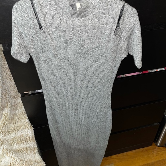 A+ELLEN - Picture 5 of 6